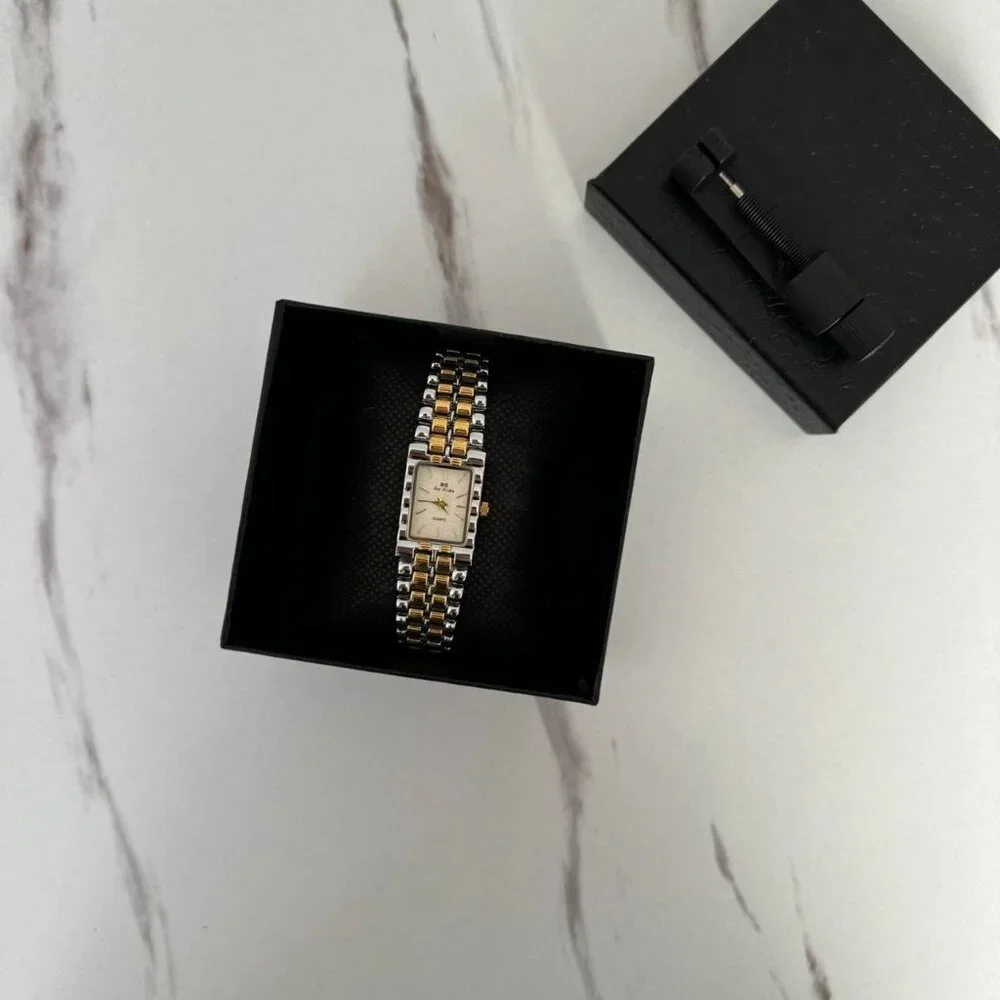 SKU0091 Retro Gold Silver Women‎ Casual Square Watch Stainless steel + gift bag
